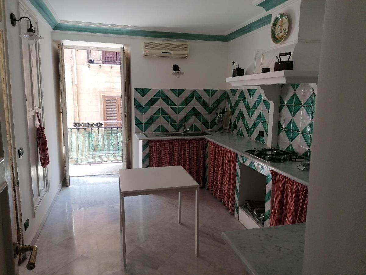 Almareni House Apartamento Palermo Exterior foto